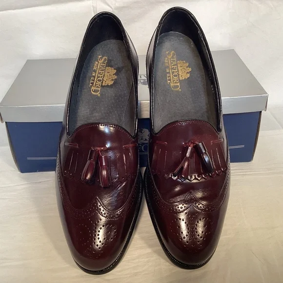 Stafford Vintage Men’s Burgundy Slip on Wingtip Loafers Size 8 1/2 Meade in USA