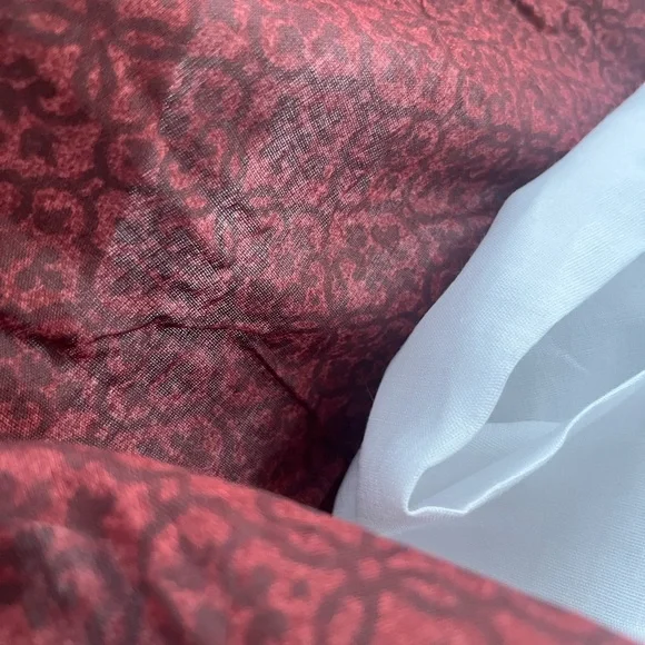 Red Print queen size Bedskirt/ Firm price