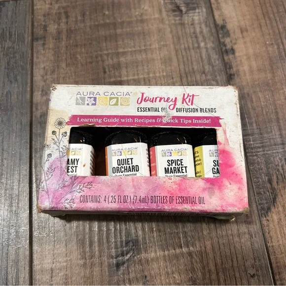 Aura Cacia Journey Kit Essential Oils 4 Dreamy forest Quiet orchard Spice market