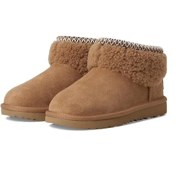 Ugg | Classic Ultra Mini Maxi Curly Boots | Size 5