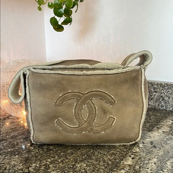 Chanel Vintage Shearling CC Hobo