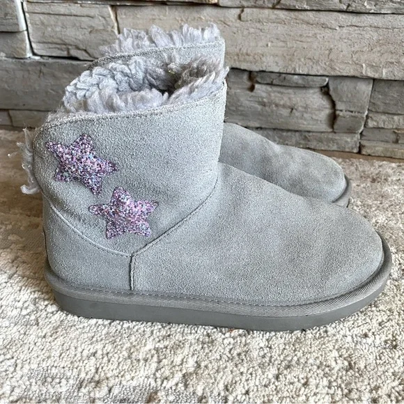 Koolaburra by Ugg Koola Short Boots Gray Suede Leather Ankle Glitter Sheepskin
