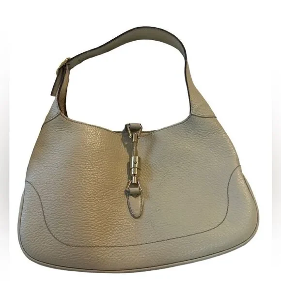 Gucci beiges leather Jackie bag with silver piston lock