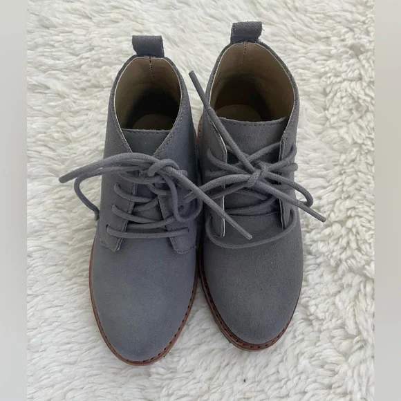 Janie and Jack Grey Suede Charcoal Boots NWOT Boy Size 9