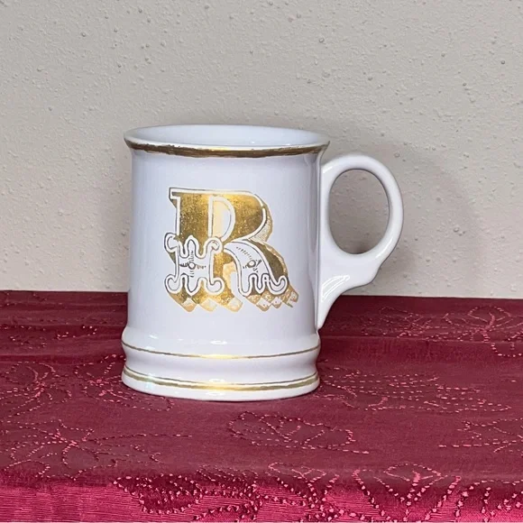 Williams Sonoma White and Gold Mug with Ornate Letter R 4.5” tall