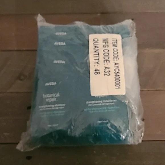 Aveda‎ Botanical Repair Strengthening Shampoo and Conditioner Duo Travel Packs