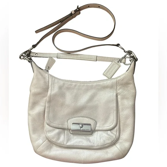 Coach Park Pebbled Leather Hobo Crossbody Bag Taupe Turnlock Flap Style 19303