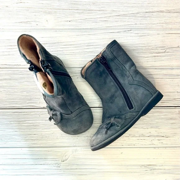 Little Eric Italian Leather Grey Suede Bow Boots Toddler 22/6