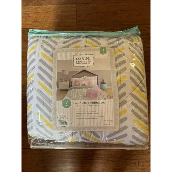 Mason & Mollie 7-pc Bedding Set - FULL SIZE - NEW