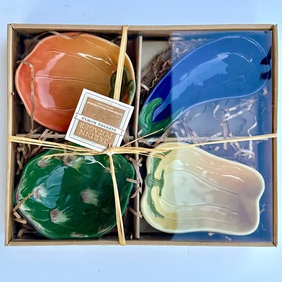 New WILLIAMS-SONOMA Jardin Potager Set 4 Dipping Dishes Vegetables shaped