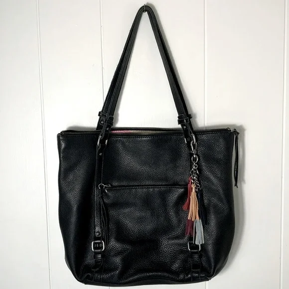 The Sak Black Pebbled Leather Boho Hobo Bag tassel should‎ purse