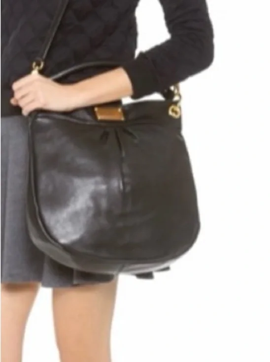 Marc Jacobs Classic Q Hillier Hobo handbag shoulder bag Crossbody purse logo