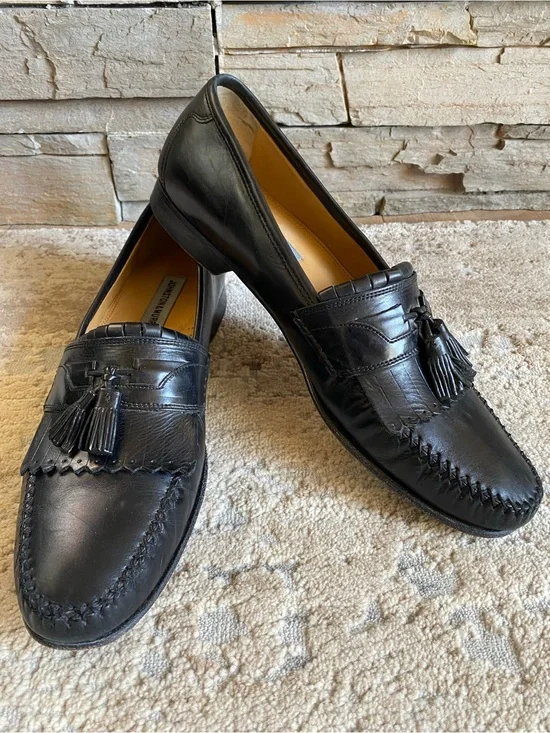 Johnston and Murphy Wing Tip Black Leather Tassel Loafers Dress Sboes Slip On