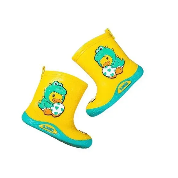 New kid’s waterproof rain boots size 8.5 USA
