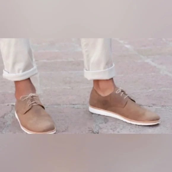 Nisolo Travel Derby in soft suede leather size 9.5