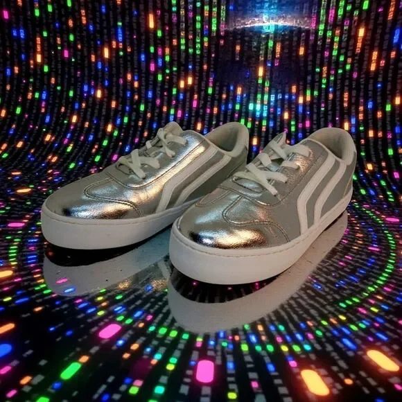CAT & JACK Girls Metallic Silver & White Casual Sneakers - Size: 2