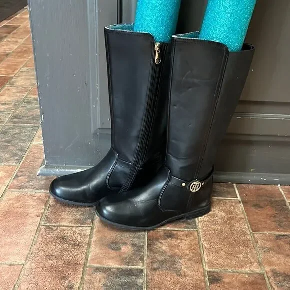 Tommy Hilfiger black boots