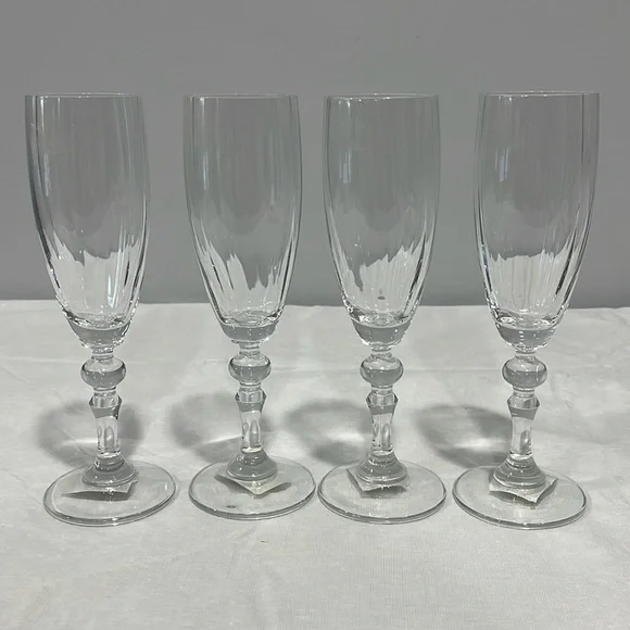Williams Sonoma Crystal Cirque Champagne Flutes glasses set of 4 Made in Poland