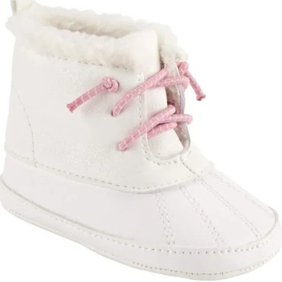 Carter's Baby & Infant Girl pink and white Loop Closure 6-9 months