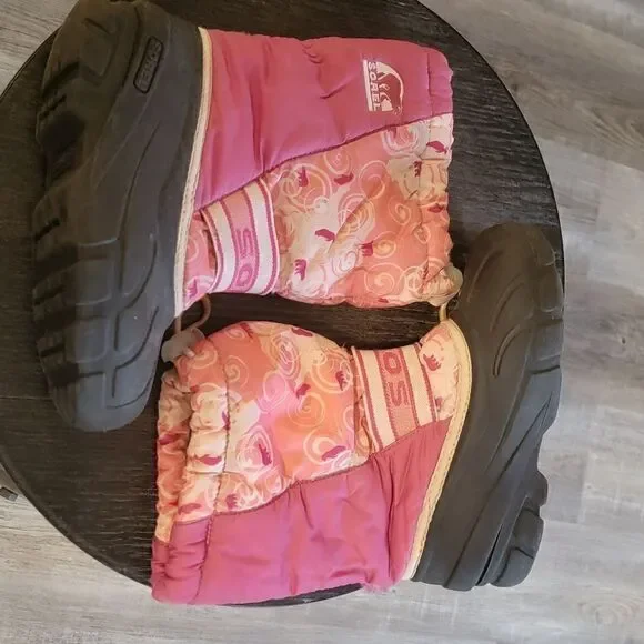 Sorel Cub pink winter boots size 1