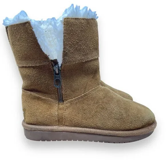 Koolaburra by UGG Aribel Short Girls' Fur Boot Sz. 2