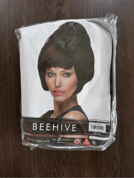 BRAND NEW Beehive Brown Costume Wig - Classic Beehive Style