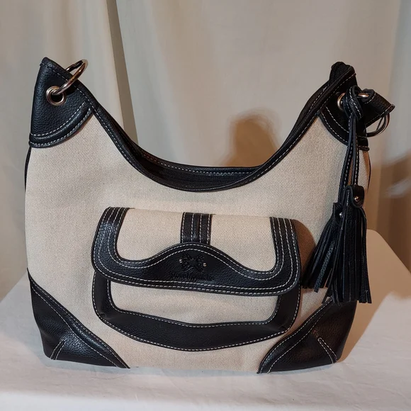 Stone Mountain Accessories Black and Cream Canvas Hobo Bag