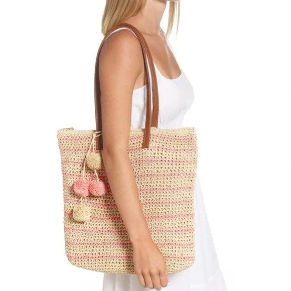 btb Los Angeles Lucy Tote, Straw Woven Pom Pom Vacation Beach‎ Bag, Natural, NWT