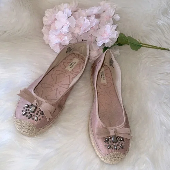 Simply Vera Wang Espadrille Sparkly Stones Flat Shoes Size 8.5