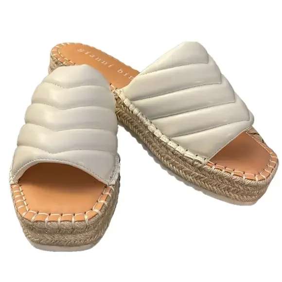 GIANNI BINI WHITE PUFFY LEATHER SLIDES PLATFORM SIZE 8.5