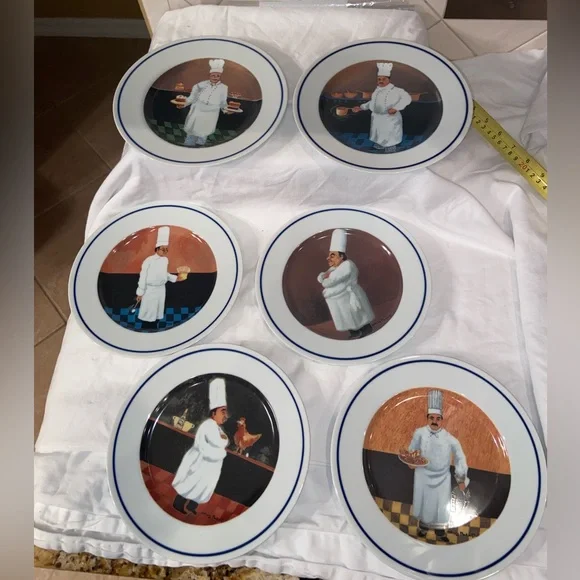 NWOB Williams Sonoma Chef Series 7.75” plates set of 6