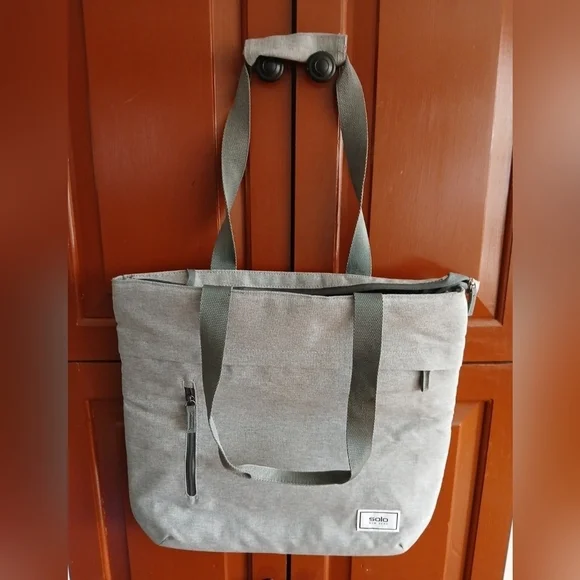 Solo New York Light Gray Laptop Trolley Bag Great for Travel!