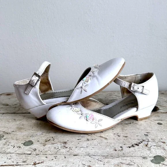 Christie & Jill‎ Toddler Girls 1M White Isla Flowers Traditional Heel Dress Shoe