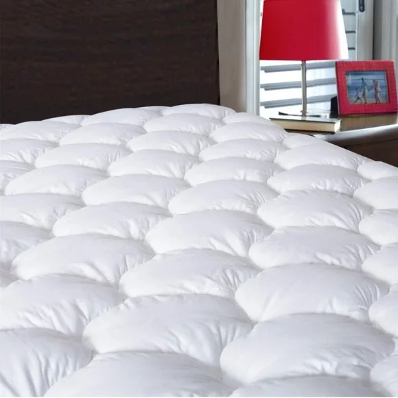 Super Queen Mattress Pad Cover -Breathable Soft Fluffy w/ Waterproof Bottom