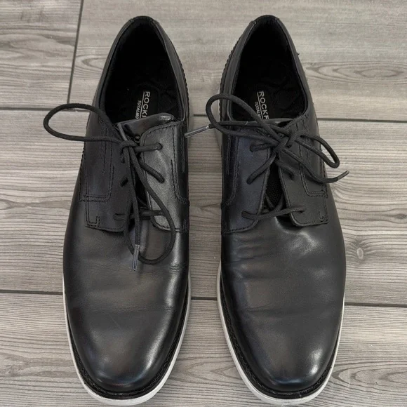 Rockport Men's Black Leather Oxfords with gray Sole