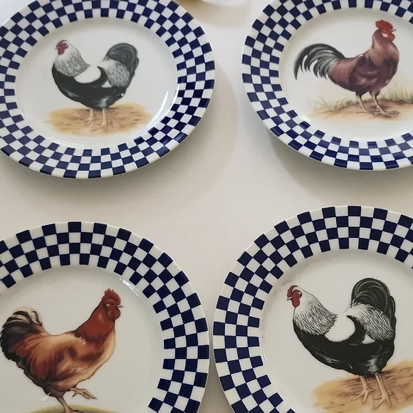 Williams Sonoma 8 In. Salad Plates. Perfect Condition. 4 Plates