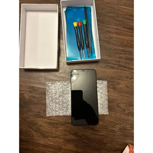iPhone max black phone‎ screen