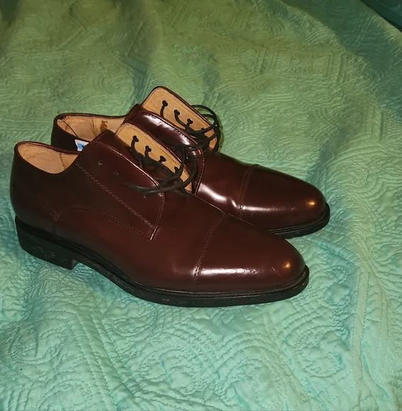Classic Style Jos. A. Bank Brown Leather Cap Toe Oxfords – Size 10.5- MAKE OFFER