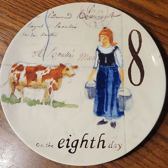 Williams Sonoma Eighth Day Plate with Cow and Milkmaid Design