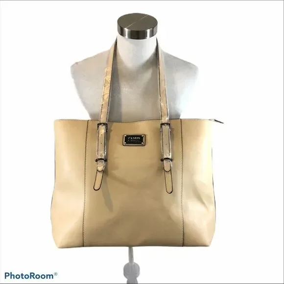 Brand‎ New Cream Vegan Leather Laptop Bag Zysun