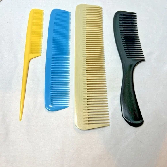 Lot of 4 Vintage Styling Hair Combs DU PONT‎ Nylon Gayla Rat Tail