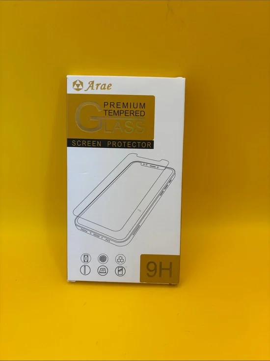 iPhone 13 Pro Max - 6.7 Ara Tempered Glass Screen Protector - Gold Accent (3)