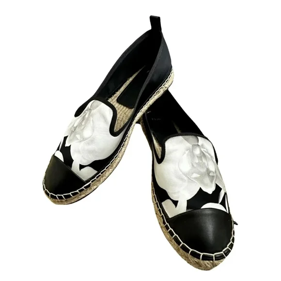 Fendi Floral Print Cap Toe Espadrille Flats