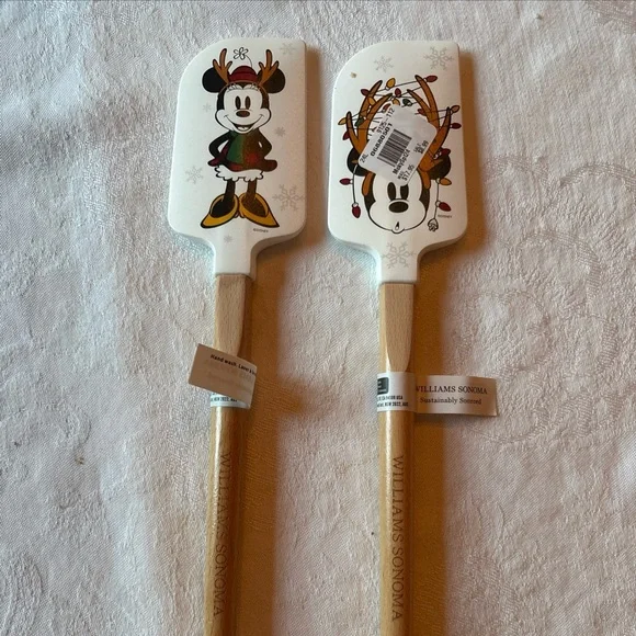Williams Sonoma Mickey / Minnie Mouse Holiday Spatula Set of 2