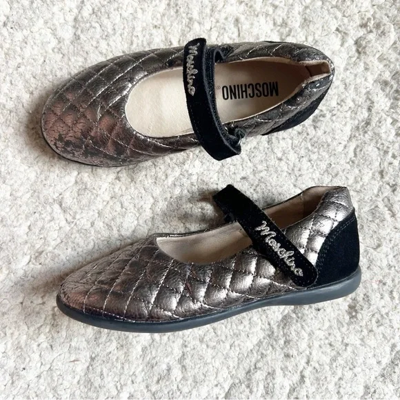Moschino: Kid's Trending Fashion Quilted Metallic Black Leather Mary Janes Sz 28