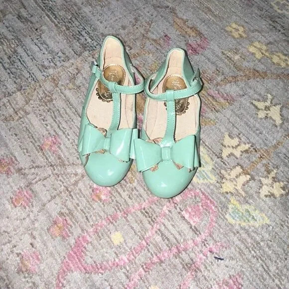 Joyfolie green bow patent leather flats sz 12
