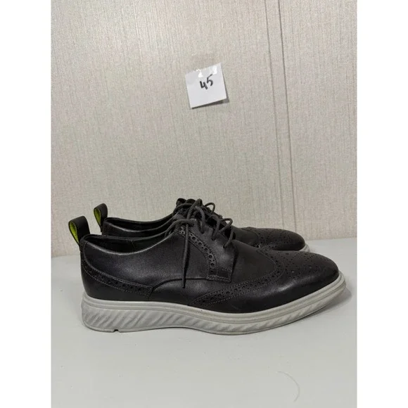 ECCO ST1 Hybrid Lite Brogue Loafers Mens 9 Black Leather Dress Casual