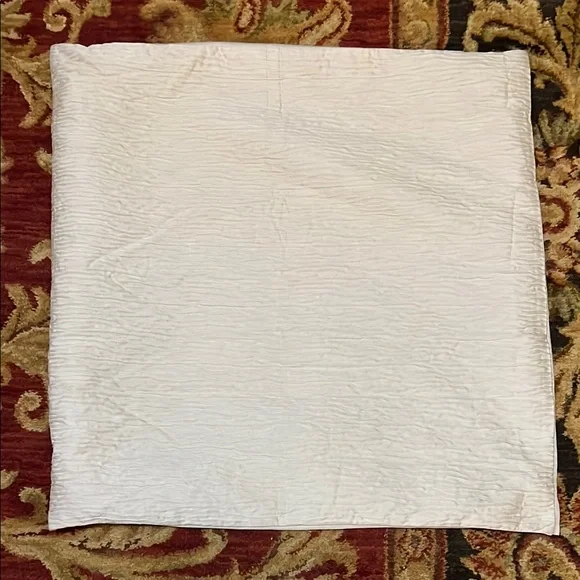 Donna Karan Home Euro Sham/ Pillow Cover in White, EUC