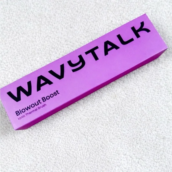 Wavytalk Blowout Boost Thermal Brush 1.5 inch Heated‎ Round Brush NWT