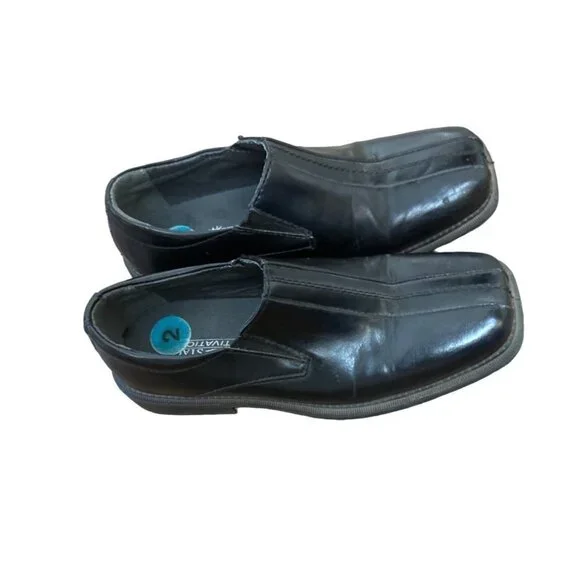 Boy's Deer Stags Dress Shoes Size: 2 Sku 2554